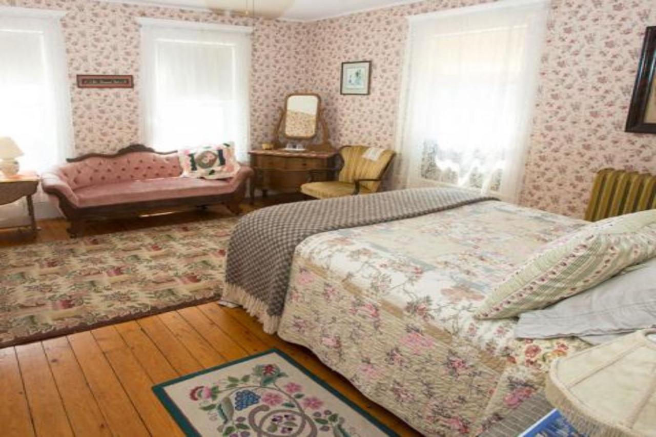 Blooming Inn Shelburne Falls Exteriér fotografie