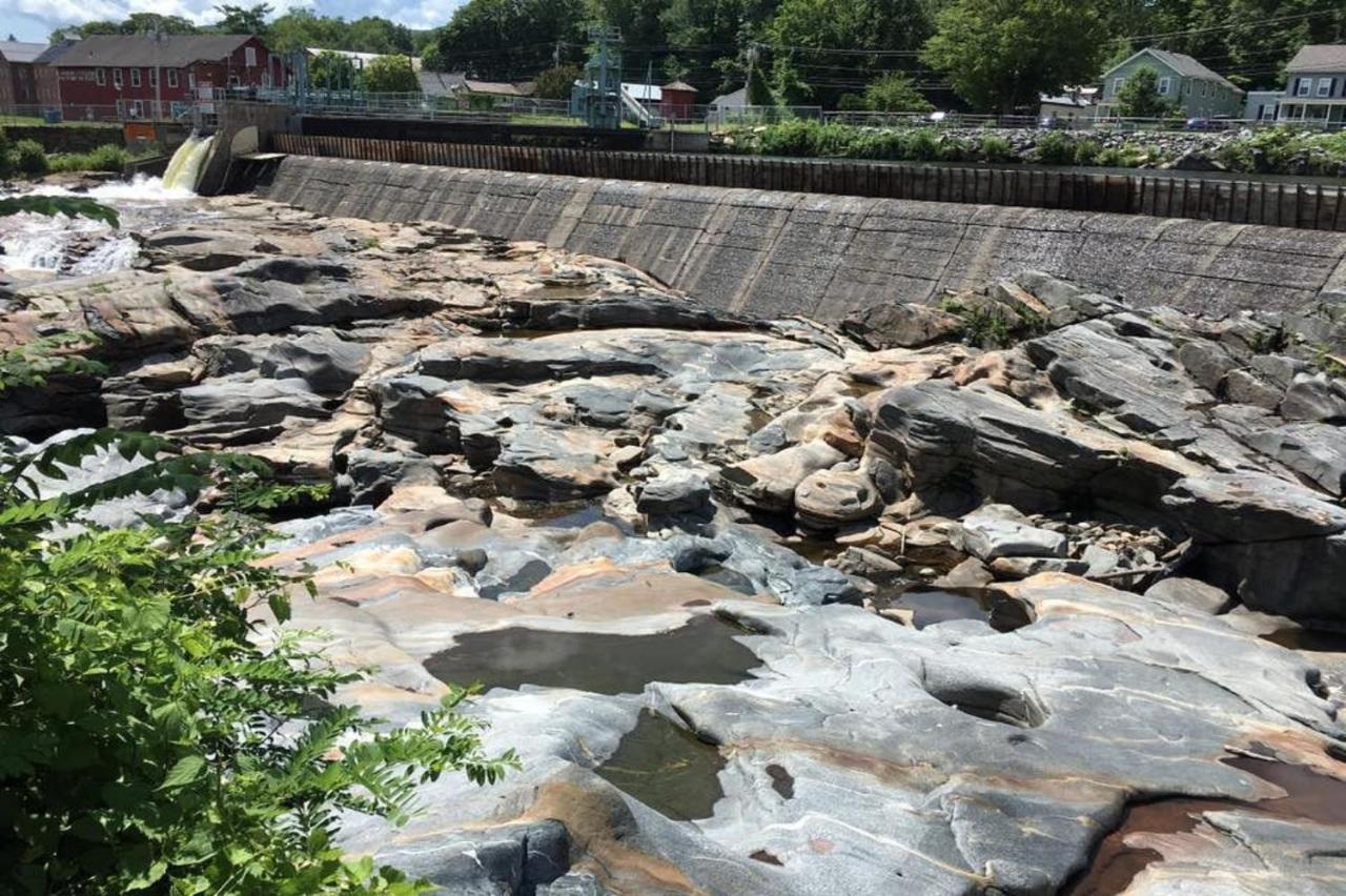 Blooming Inn Shelburne Falls Exteriér fotografie
