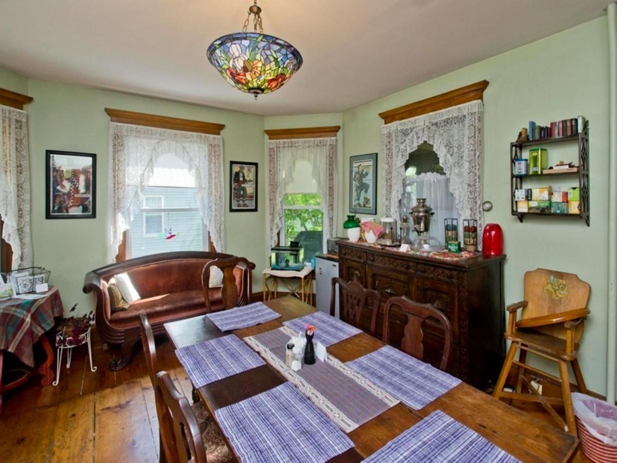 Blooming Inn Shelburne Falls Exteriér fotografie