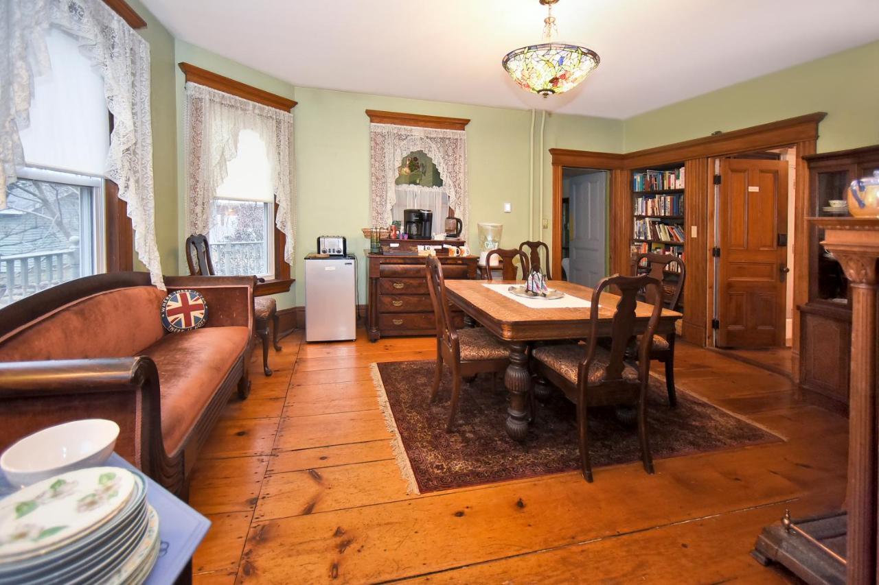Blooming Inn Shelburne Falls Exteriér fotografie
